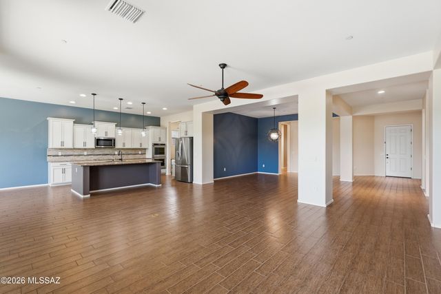 4370 W Summit Ranch Place, Marana, AZ 85658
