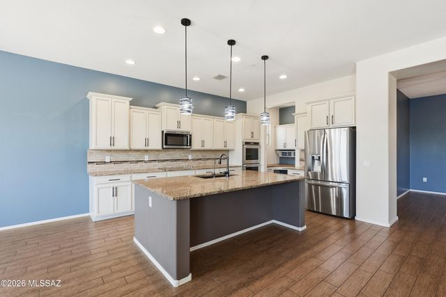 4370 W Summit Ranch Place, Marana, AZ 85658