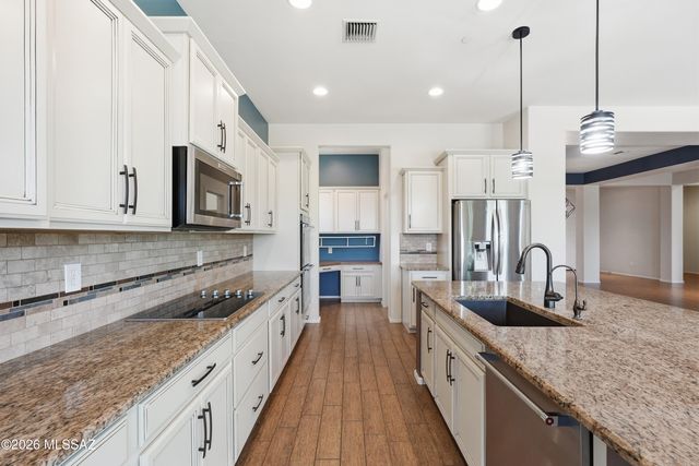 4370 W Summit Ranch Place, Marana, AZ 85658