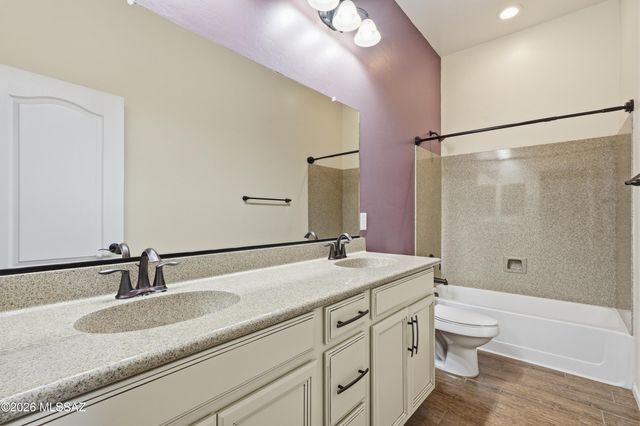4370 W Summit Ranch Place, Marana, AZ 85658