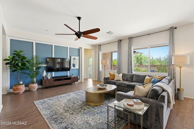 4370 W Summit Ranch Place, Marana, AZ 85658