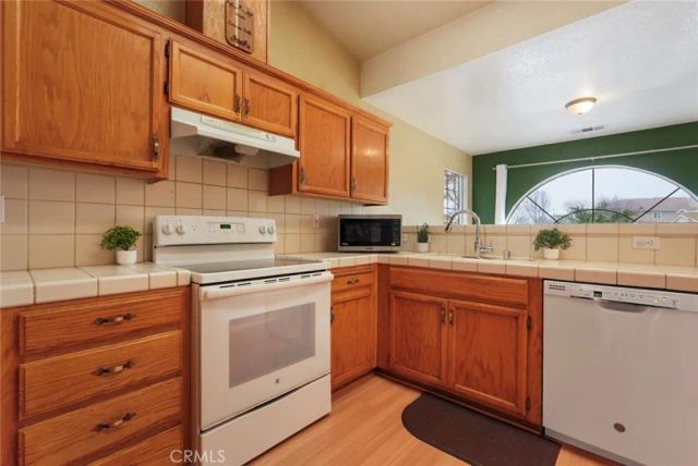 1874 Hartnell Court, Los Banos, CA 93635