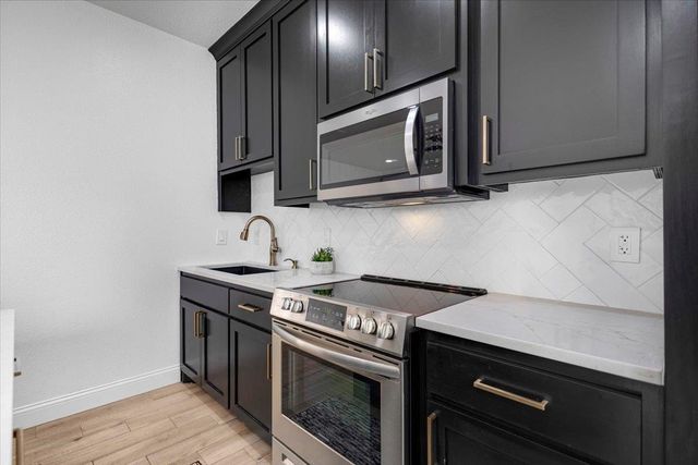 3726 Bill Owens Pwky, Longview, TX 75605