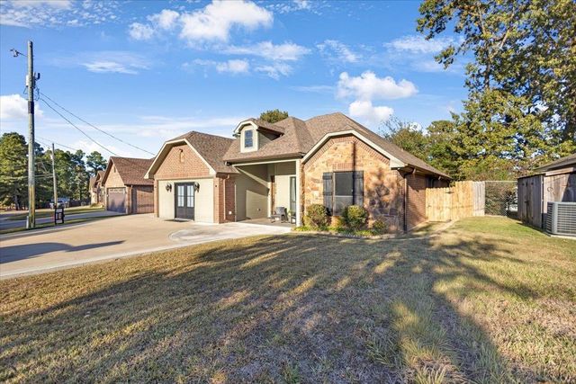 3726 Bill Owens Pwky, Longview, TX 75605