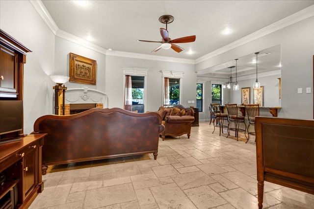 3726 Bill Owens Pwky, Longview, TX 75605