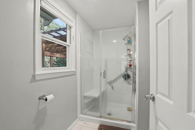 19 Steven P Wentworth Rd, Falmouth, MA 02556