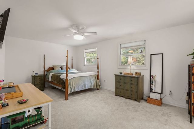 19 Steven P Wentworth Rd, Falmouth, MA 02556