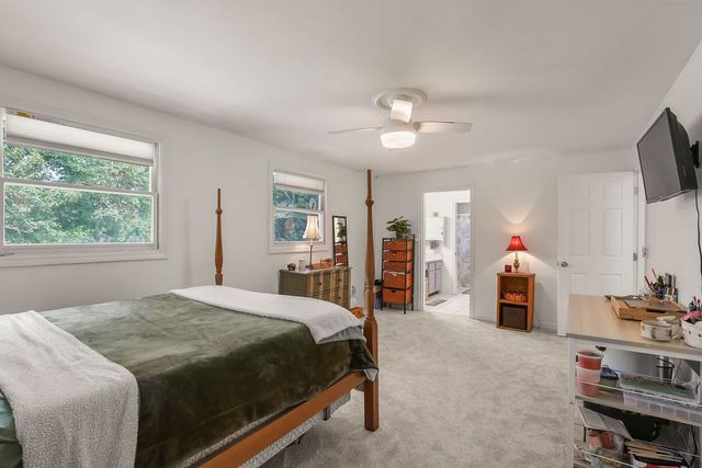 19 Steven P Wentworth Rd, Falmouth, MA 02556