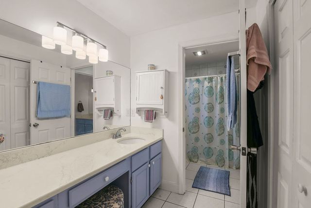 19 Steven P Wentworth Rd, Falmouth, MA 02556