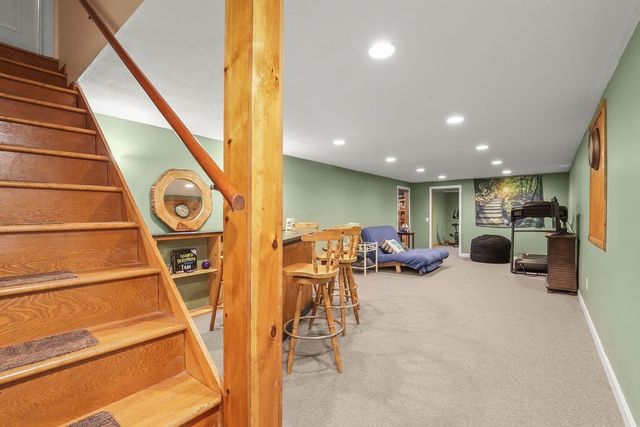 19 Steven P Wentworth Rd, Falmouth, MA 02556