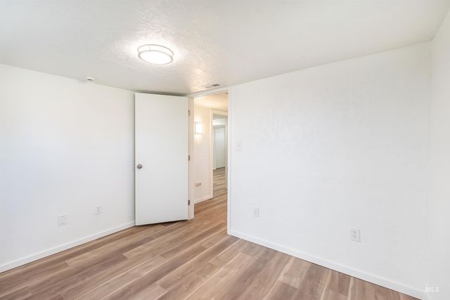 1124 14th Ave S, Nampa, ID 83651