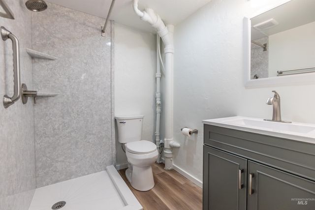 1124 14th Ave S, Nampa, ID 83651