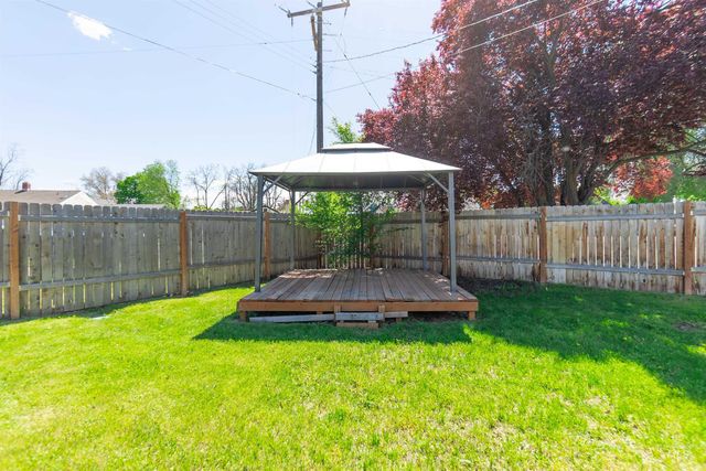 1124 14th Ave S, Nampa, ID 83651