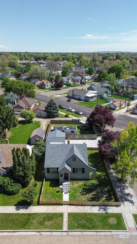 1124 14th Ave S, Nampa, ID 83651