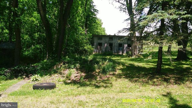 9825 OLD 22, Breinigsville, PA 18031