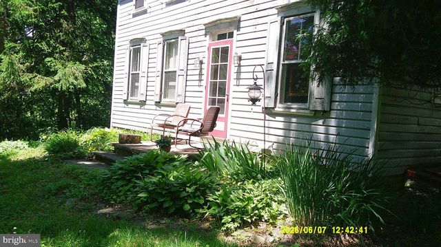9825 OLD 22, Breinigsville, PA 18031