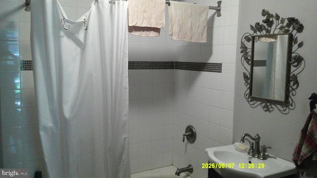 9825 OLD 22, Breinigsville, PA 18031