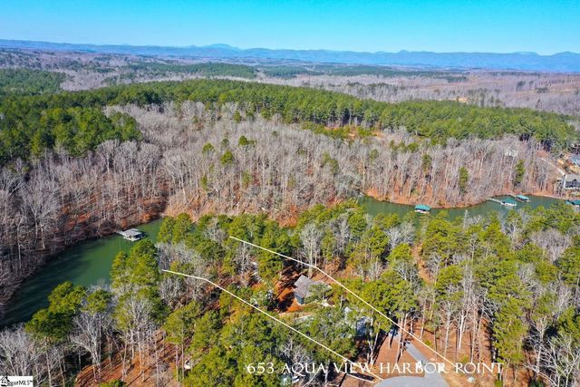 653 Aqua View Drive, Seneca, SC 29672