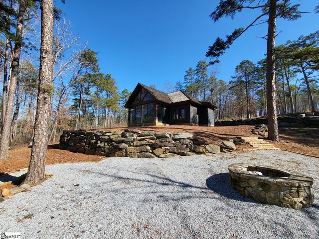 653 Aqua View Drive, Seneca, SC 29672