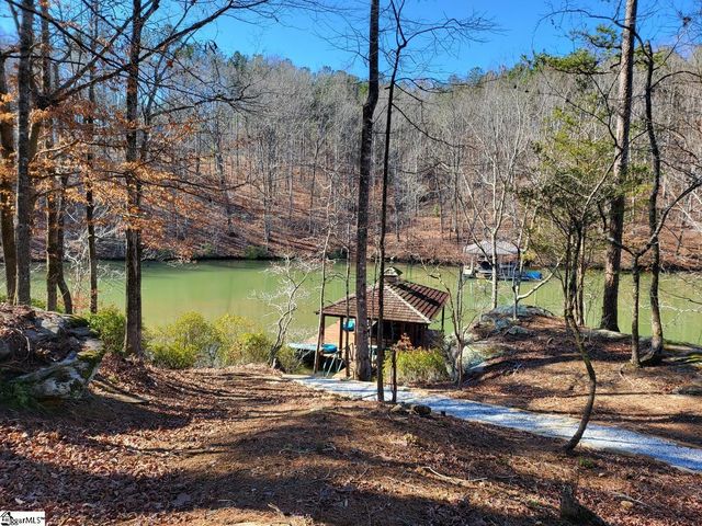 653 Aqua View Drive, Seneca, SC 29672