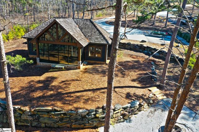 653 Aqua View Drive, Seneca, SC 29672