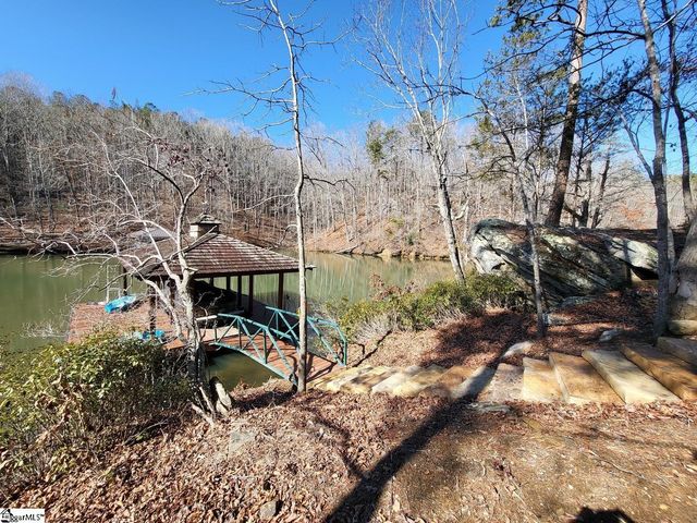 653 Aqua View Drive, Seneca, SC 29672