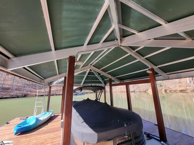 653 Aqua View Drive, Seneca, SC 29672