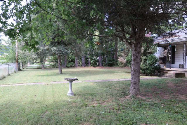424 Meadowbrook Dr, Pigeon Forge, TN 37863
