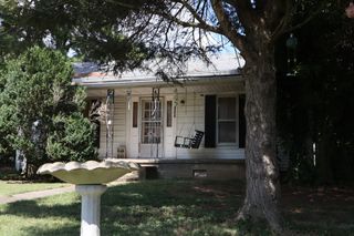 424 Meadowbrook Dr, Pigeon Forge, TN 37863