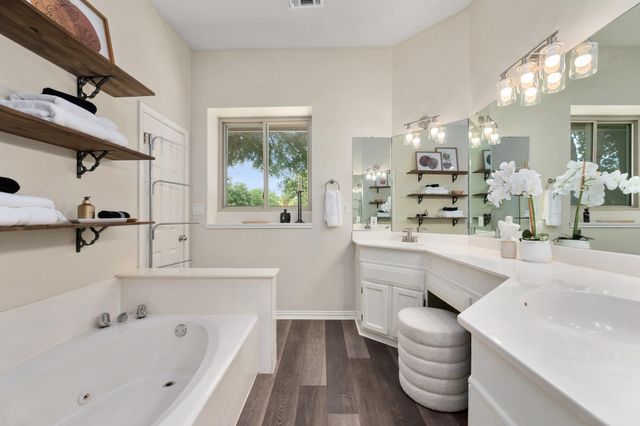 607 Sapling CV S, Cedar Park, TX 78613