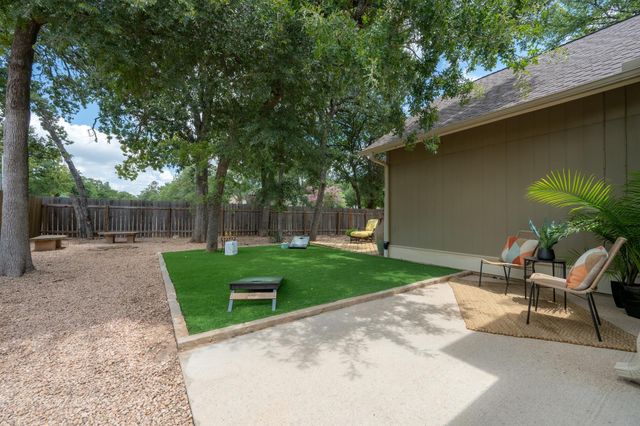 607 Sapling CV S, Cedar Park, TX 78613