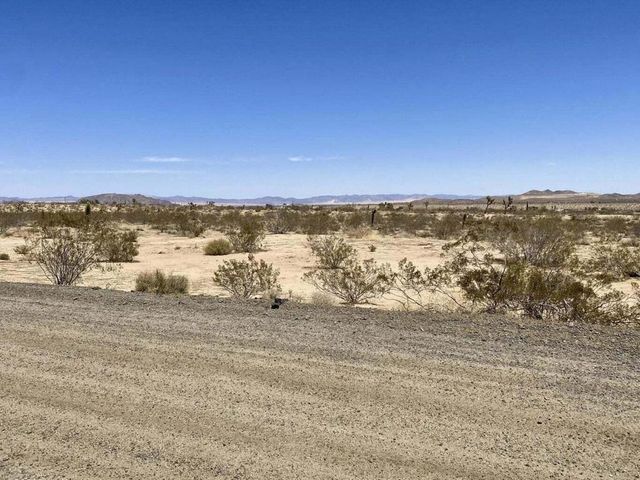 205 Old Woman Springs Road, Yucca Valley, CA 92284