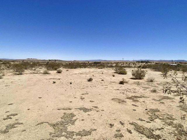 205 Old Woman Springs Road, Yucca Valley, CA 92284