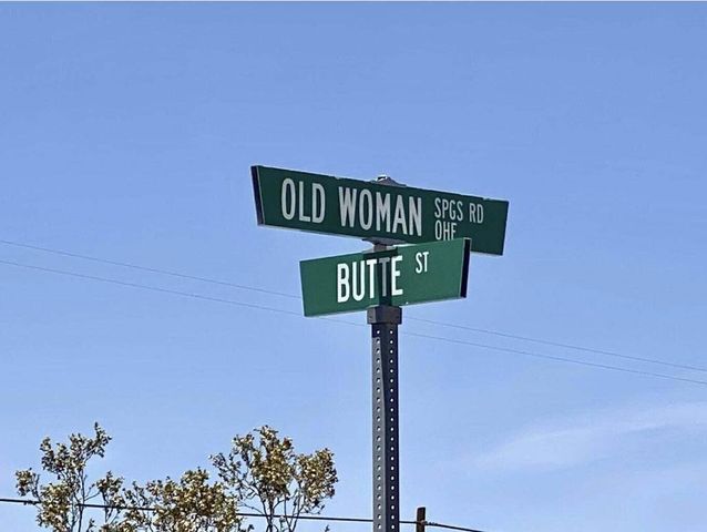 205 Old Woman Springs Road, Yucca Valley, CA 92284