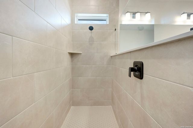 1943 Lost Cedar, New Braunfels, TX 78132