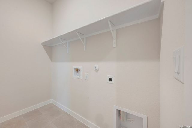 1943 Lost Cedar, New Braunfels, TX 78132