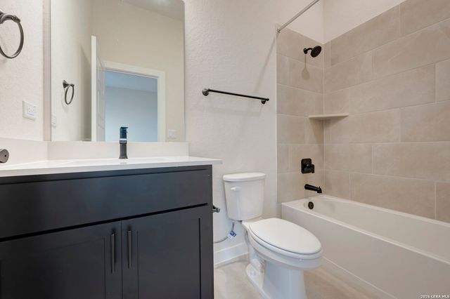 1943 Lost Cedar, New Braunfels, TX 78132