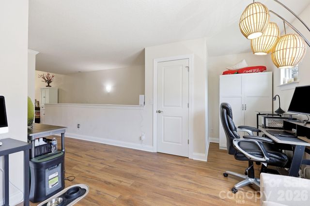 123 Foxden Drive 202, Fletcher, NC 28732