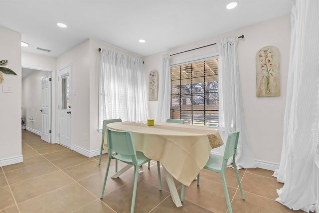 93 S SANGA RD, Memphis, TN 38018