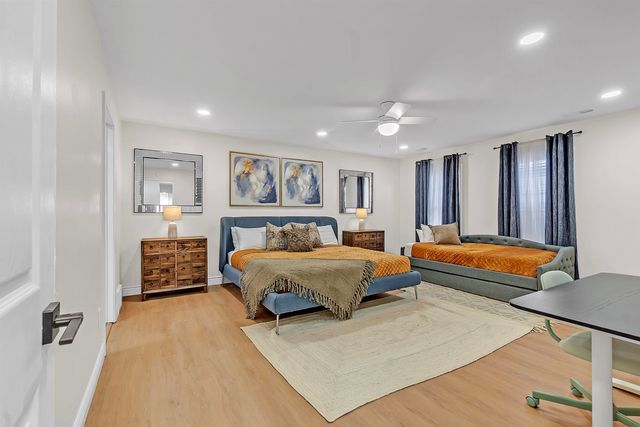 93 S SANGA RD, Memphis, TN 38018