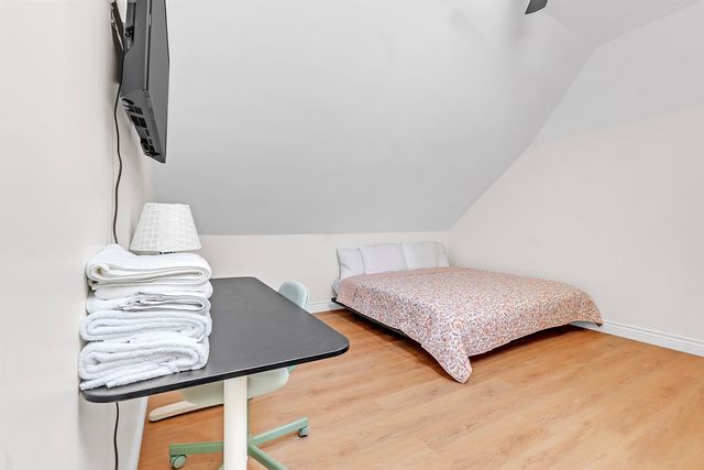 93 S SANGA RD, Memphis, TN 38018