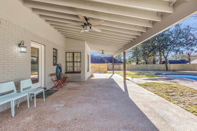 93 S SANGA RD, Memphis, TN 38018