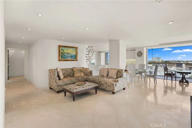 601 Lido Park Drive 8A, Newport Beach, CA 92663