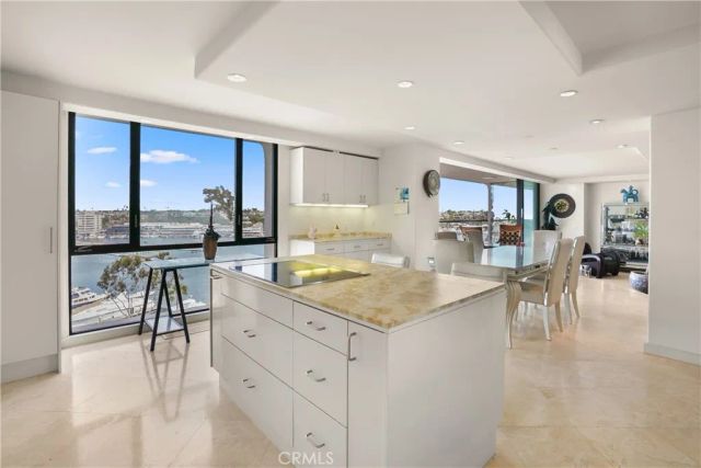 601 Lido Park Drive 8A, Newport Beach, CA 92663