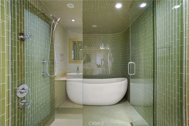 601 Lido Park Drive 8A, Newport Beach, CA 92663