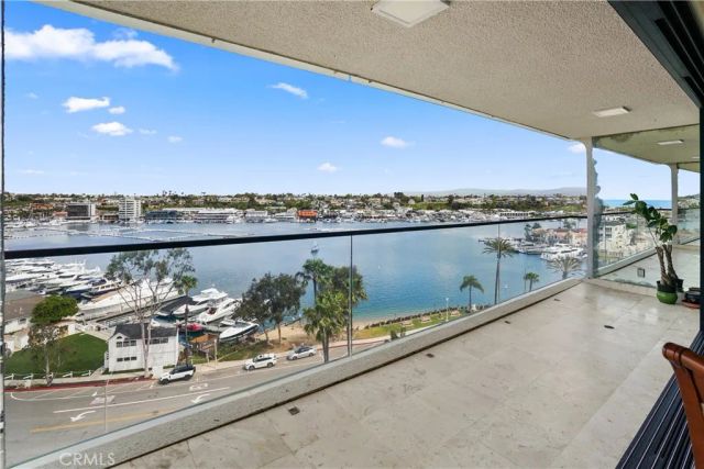 601 Lido Park Drive 8A, Newport Beach, CA 92663