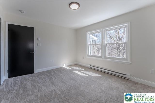 107 Mount Ranier Road, Chestnuthill Twp, PA 18330