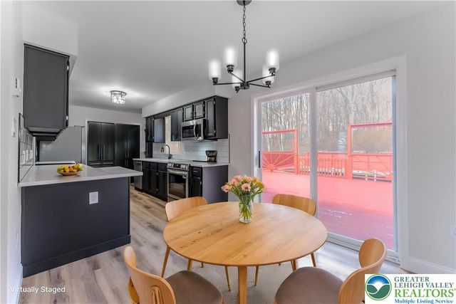 107 Mount Ranier Road, Chestnuthill Twp, PA 18330