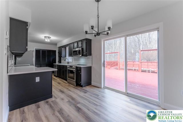 107 Mount Ranier Road, Chestnuthill Twp, PA 18330