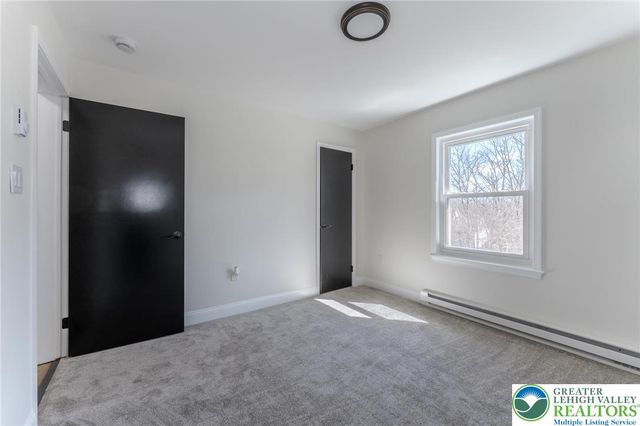 107 Mount Ranier Road, Chestnuthill Twp, PA 18330